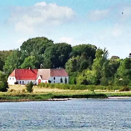 Holiday home Three-bedroom Holiday In 4 Aeroskobing